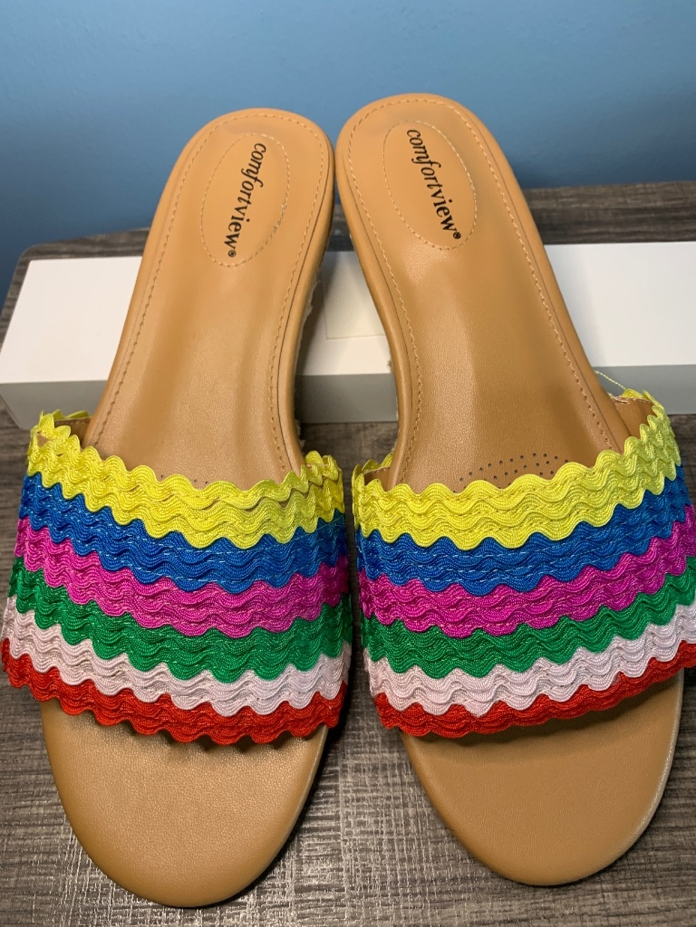Comfortview multi-colored ric-rac slide